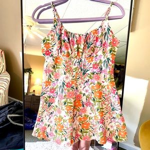 Floral Ruched Bust Romper. NWOT